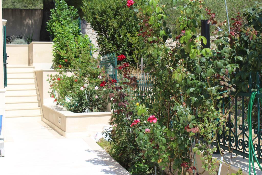 רוגוזניצה Beach Apartments Rogoznica מראה חיצוני תמונה