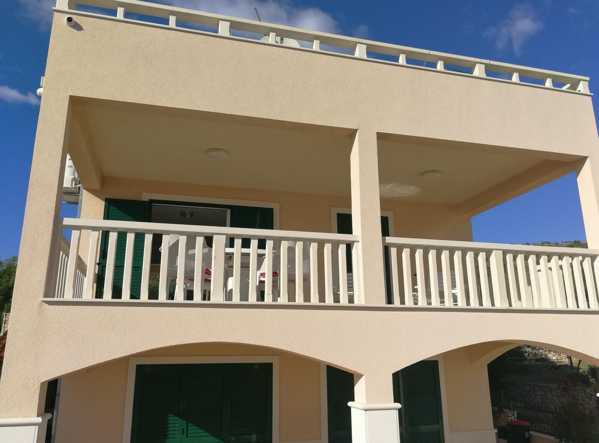 רוגוזניצה Beach Apartments Rogoznica מראה חיצוני תמונה