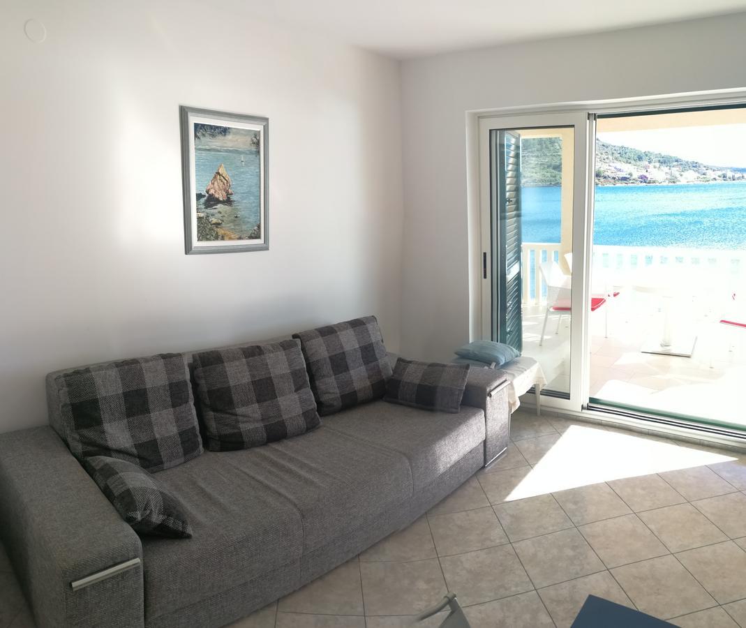 רוגוזניצה Beach Apartments Rogoznica מראה חיצוני תמונה