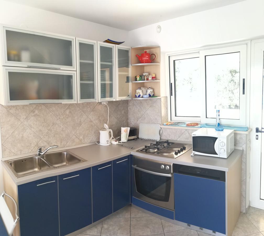 רוגוזניצה Beach Apartments Rogoznica מראה חיצוני תמונה